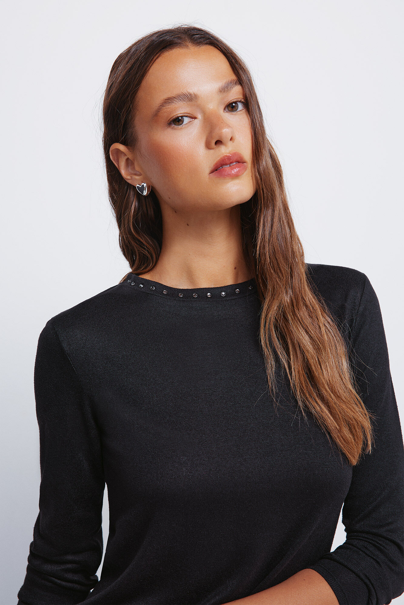 Springfield Playera con cuello tachonado negro