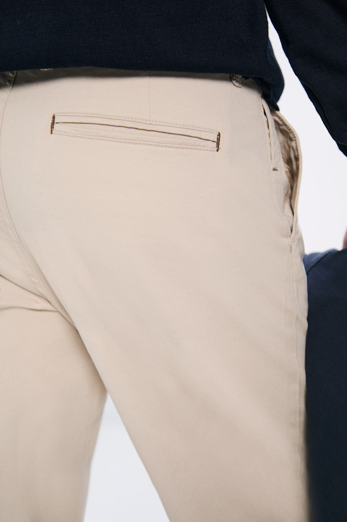 Springfield Pantal&oacute;n chino slim fit color beige