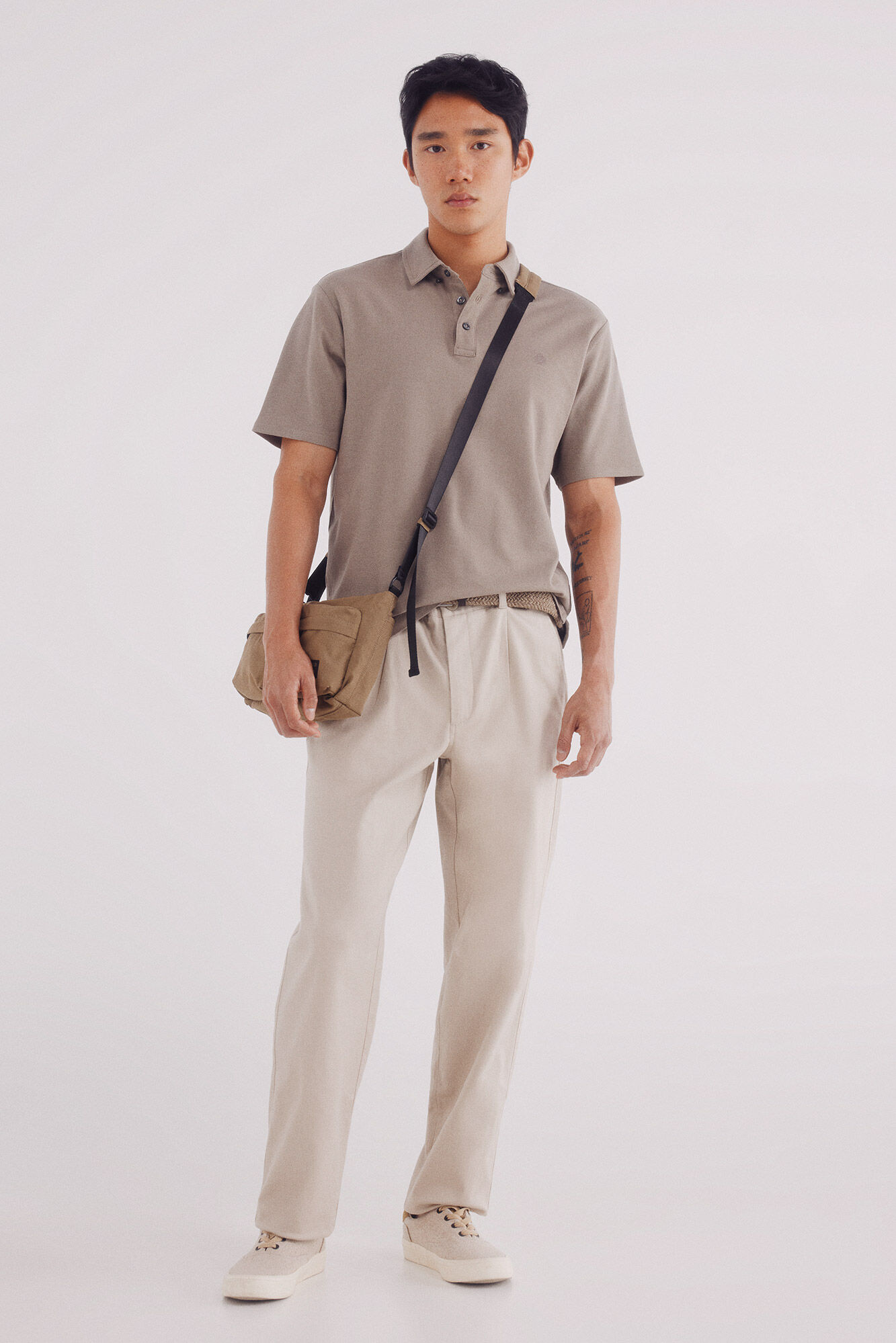 Springfield Polo piqu&eacute; look vestido slim fit caf&eacute;