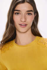 Springfield Playera crochet hombros amarillo