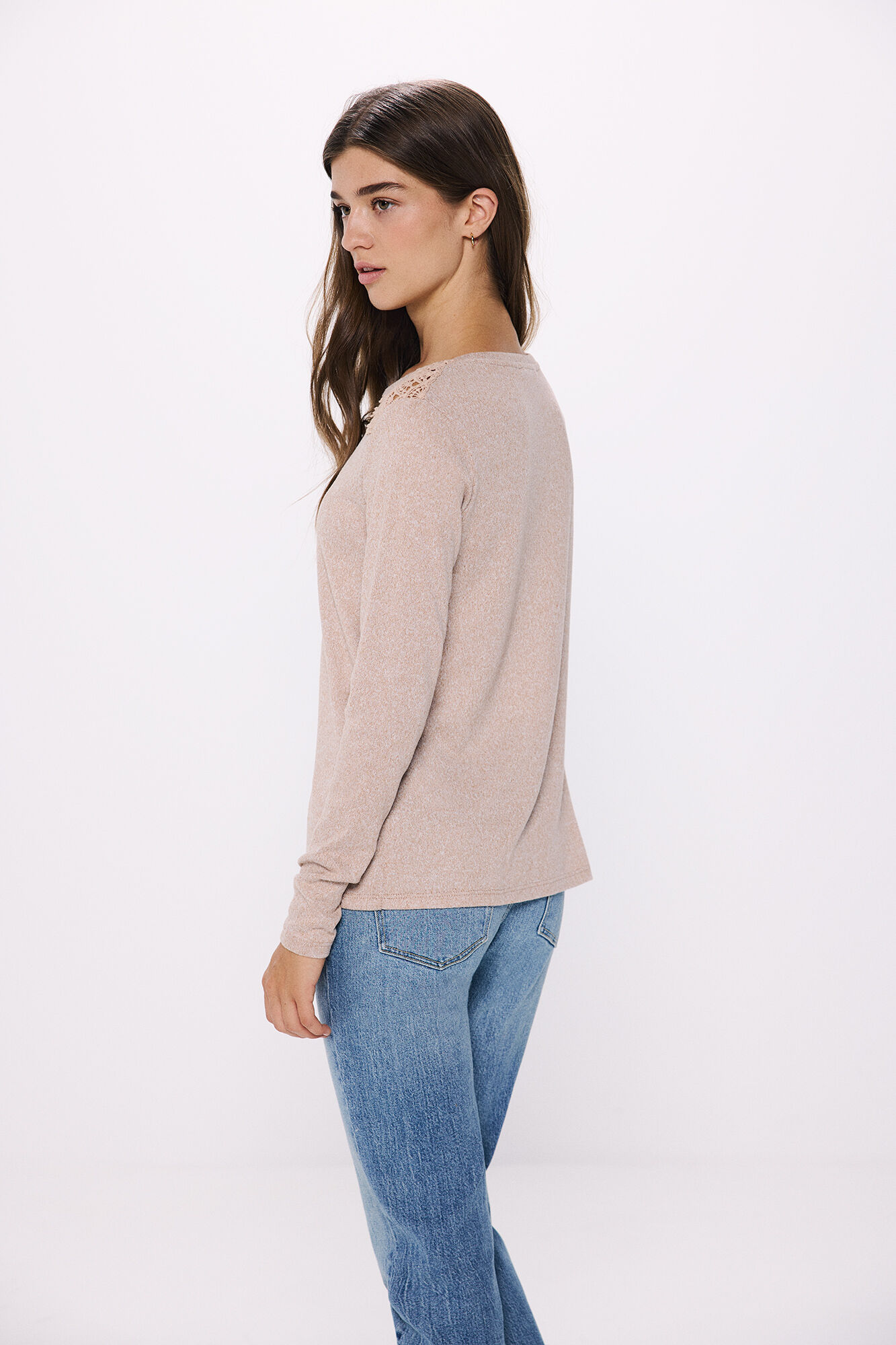 Springfield Playera crochet hombros caf&eacute;