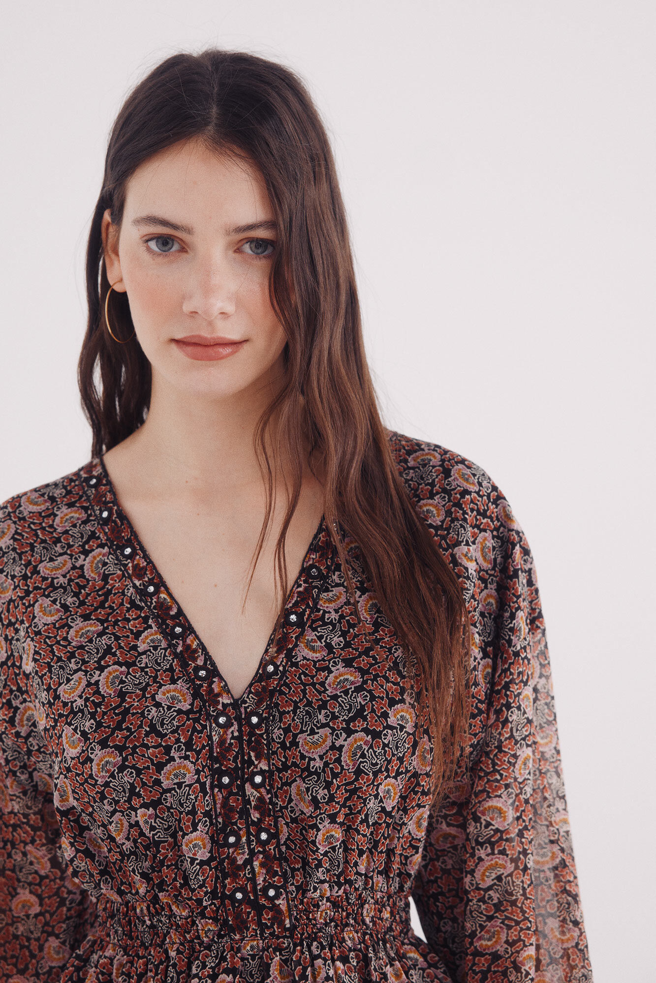 Springfield Vestido corto gasa espejos escote