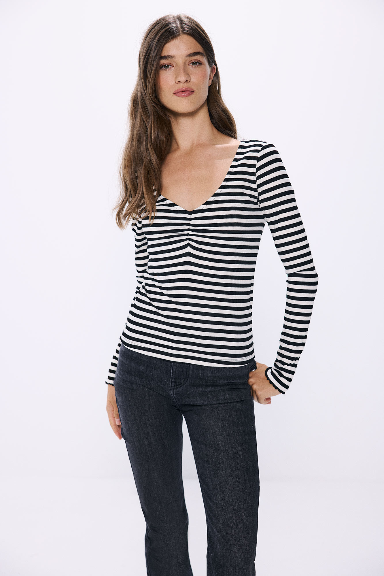 Springfield Playera escote pico frunce negro