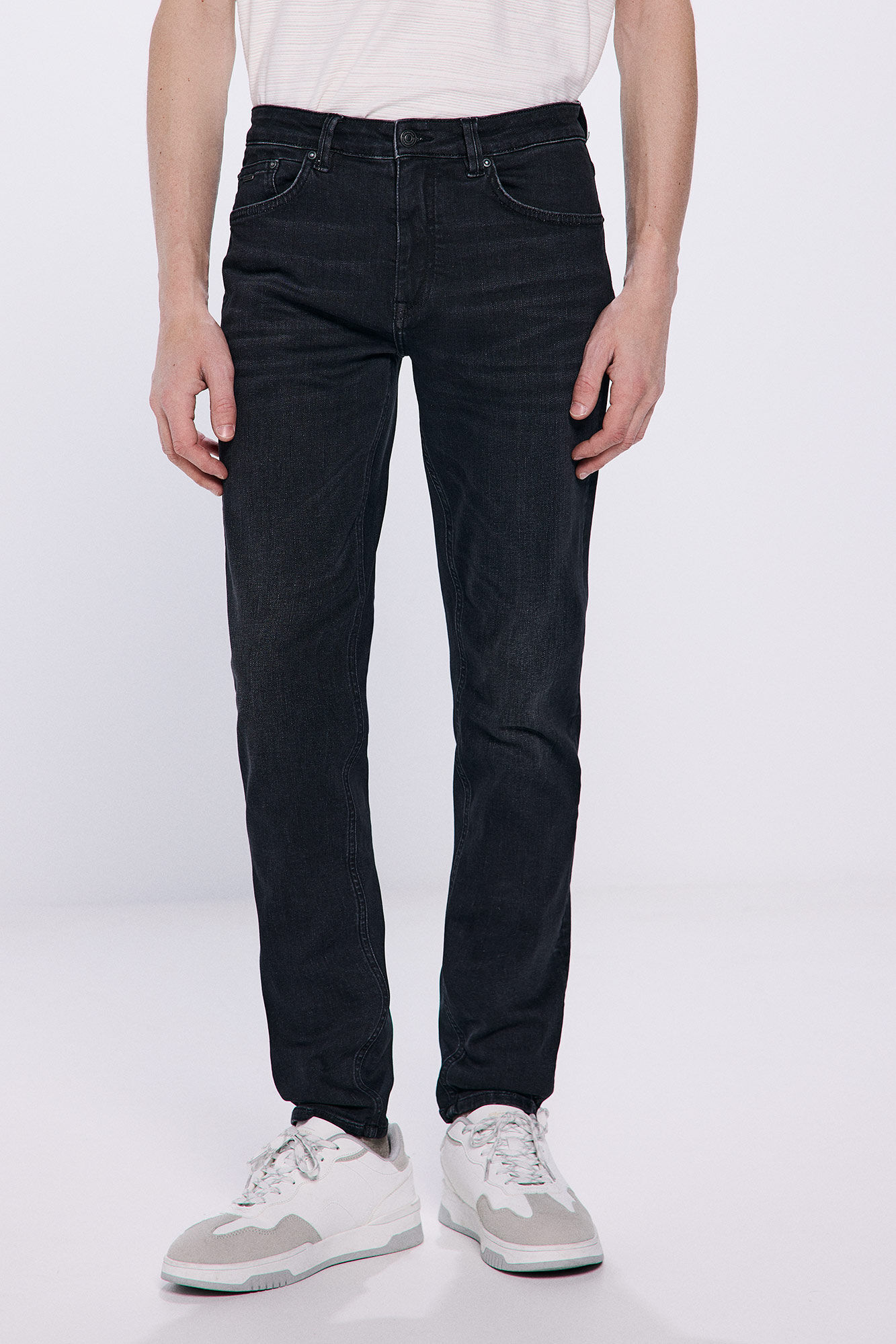 Springfield Vaquero skinny fit negro