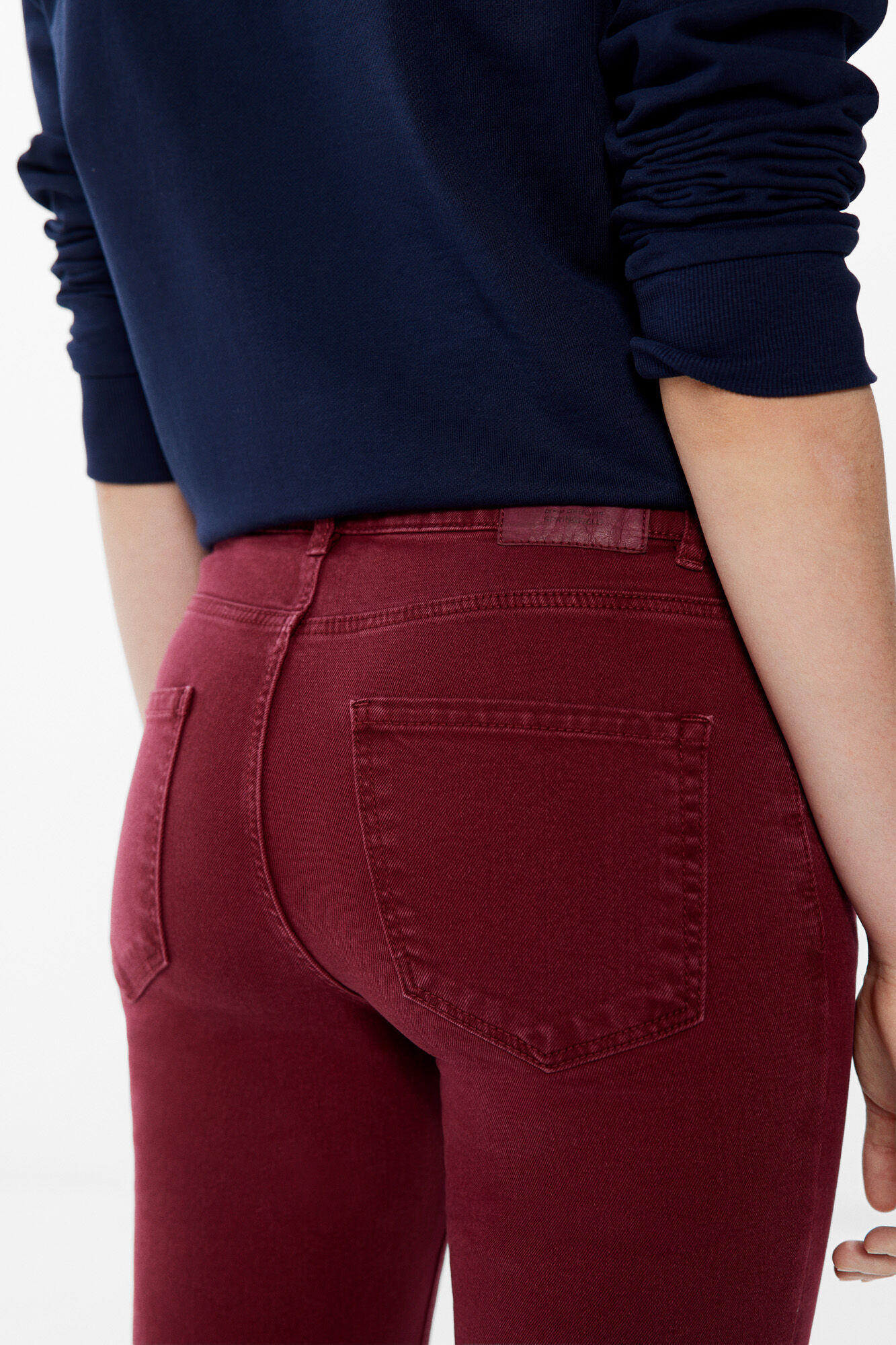 Springfield Jeans color kick flare p&uacute;rpura