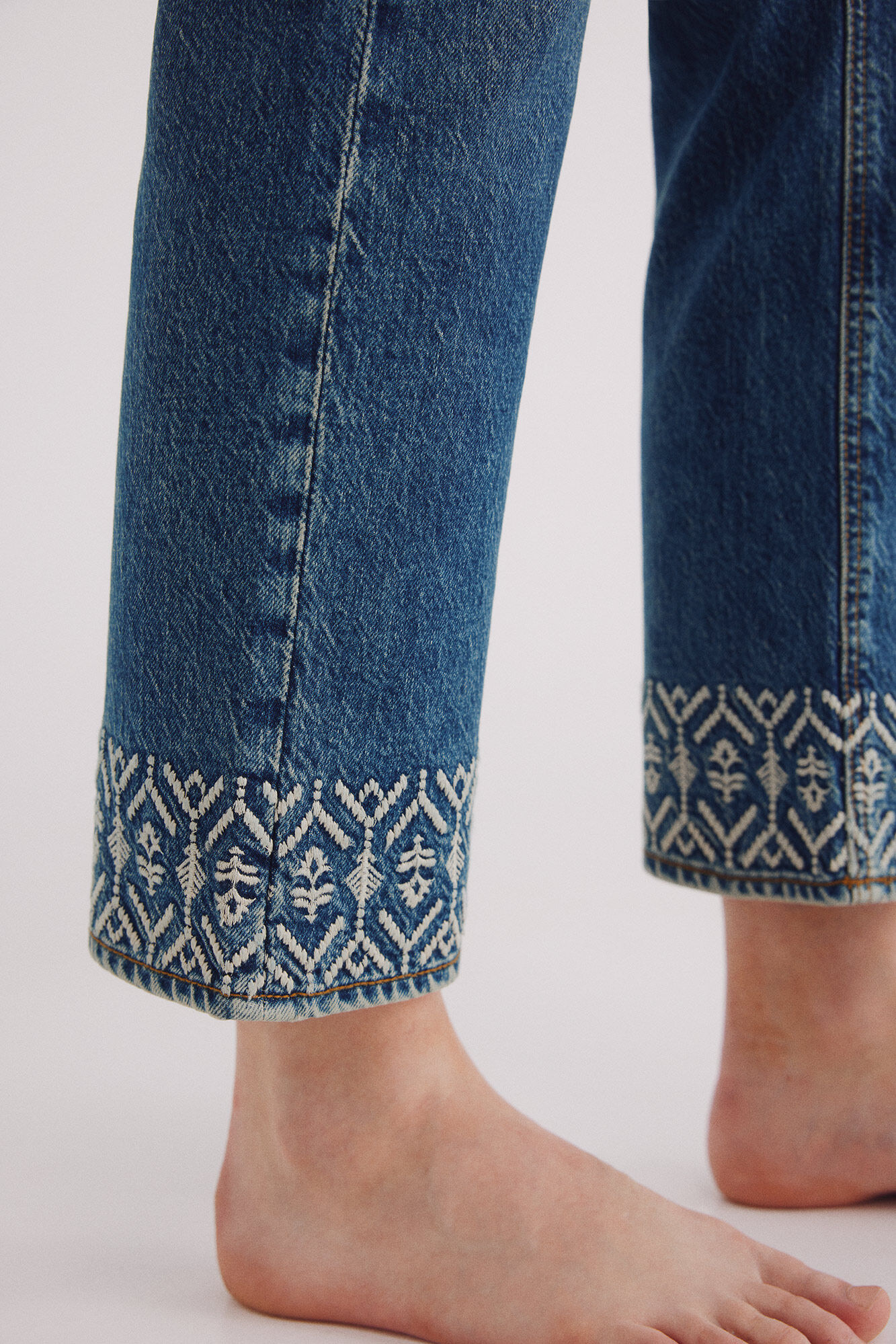 Springfield Jeans dobladillo bordados