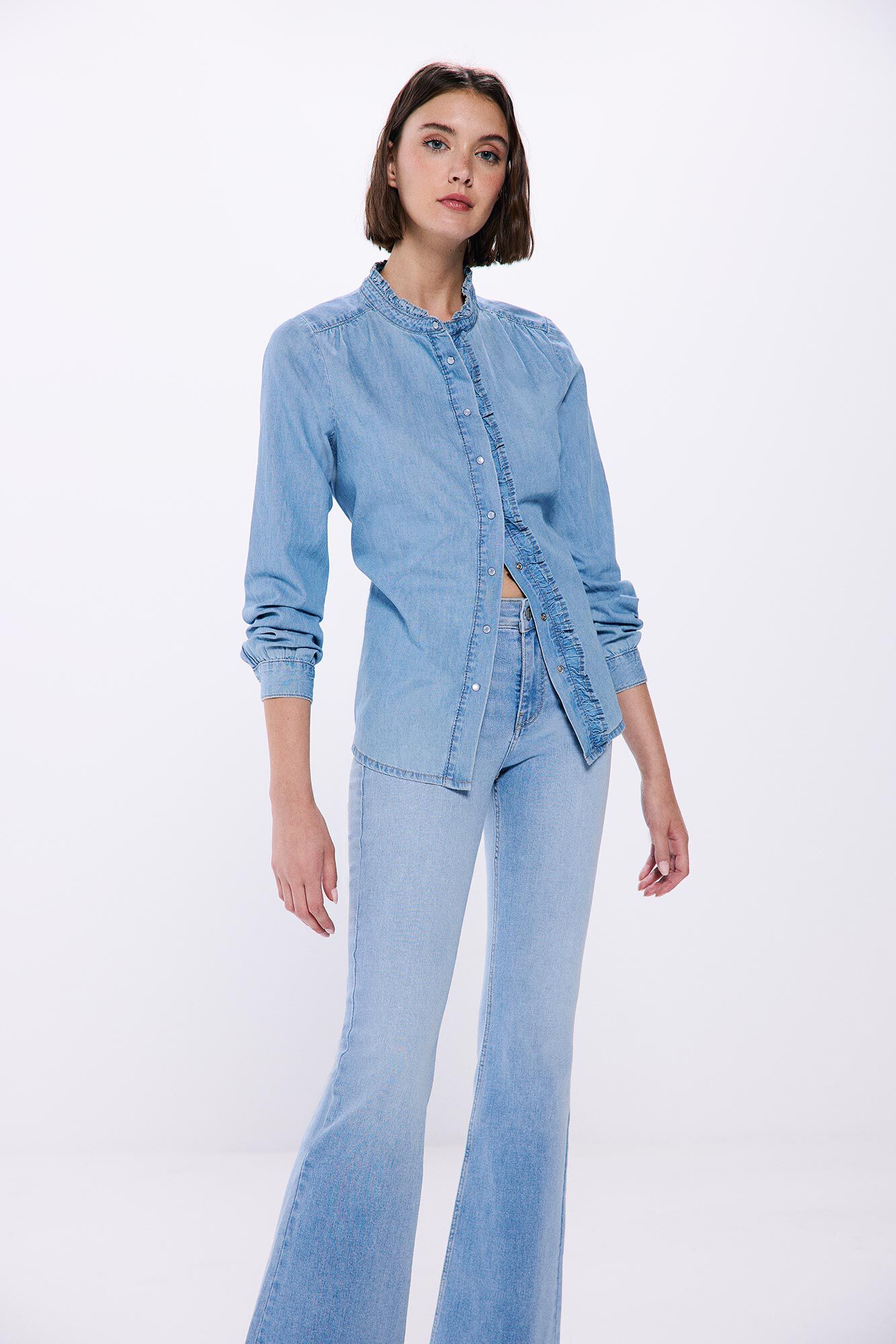 Springfield Blusa denim volantes