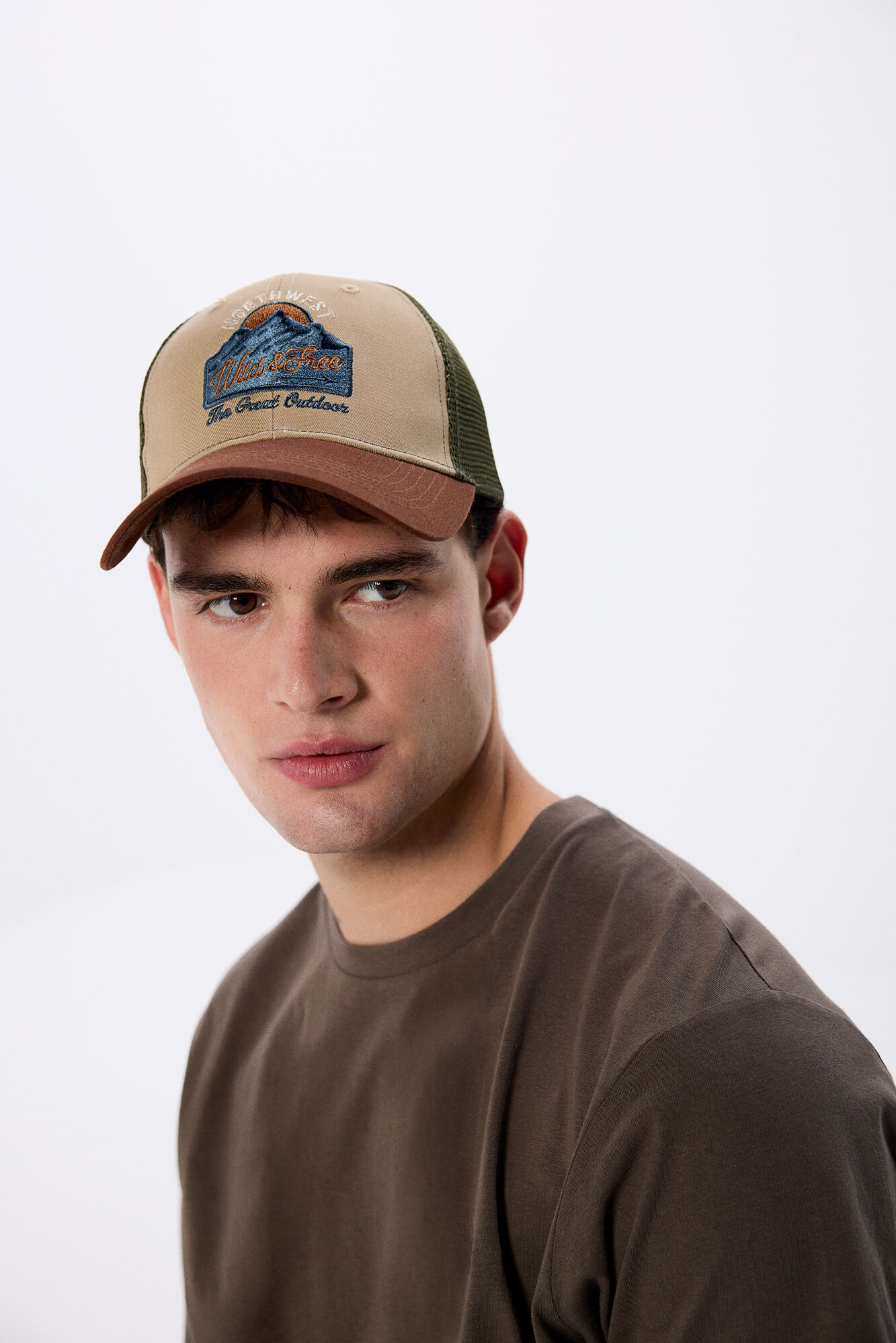 Springfield Gorra trucker monta&ntilde;a