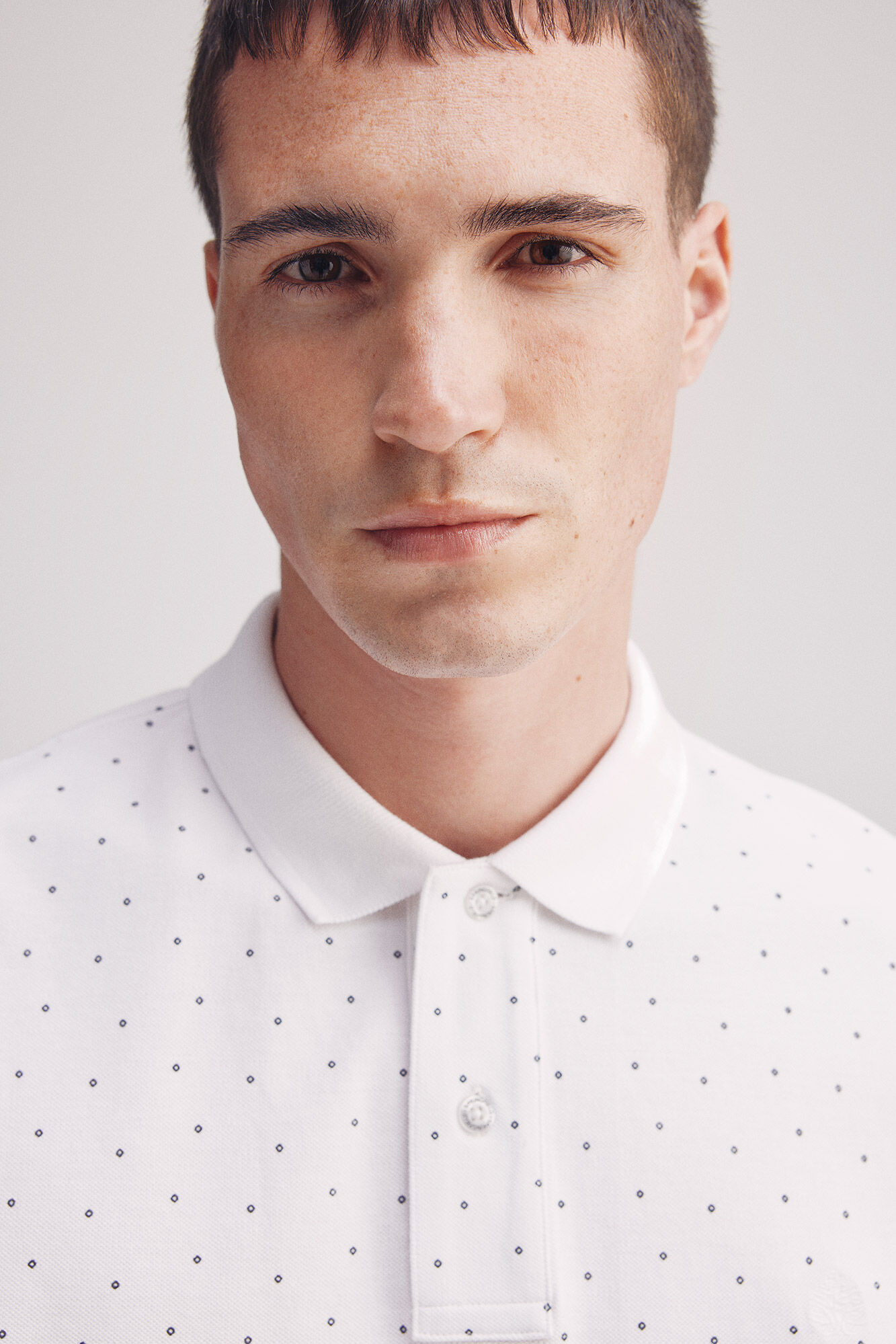 Springfield Polo piqu&eacute; estampado all over regular fit