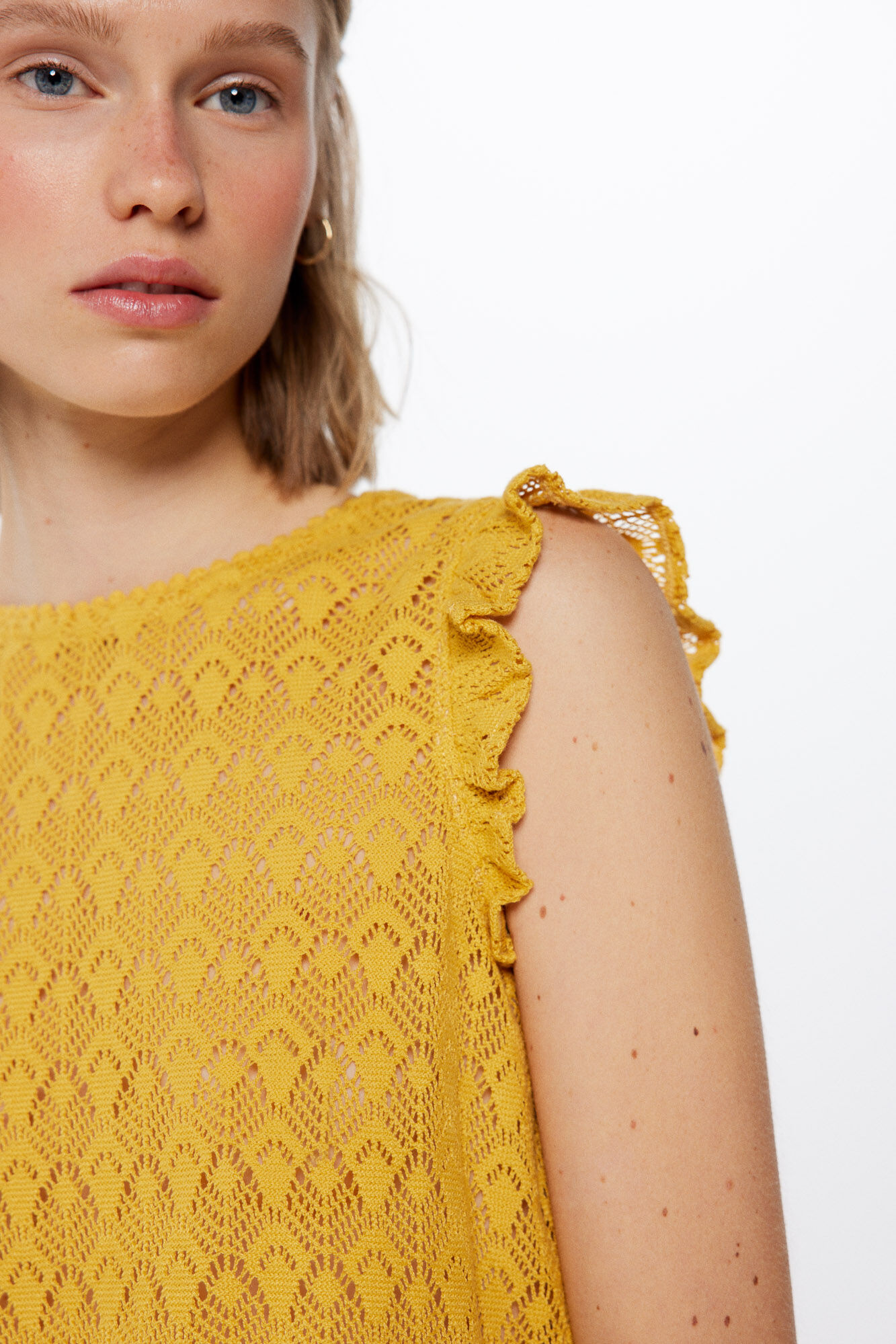 Springfield Playera estructura crochet amarillo
