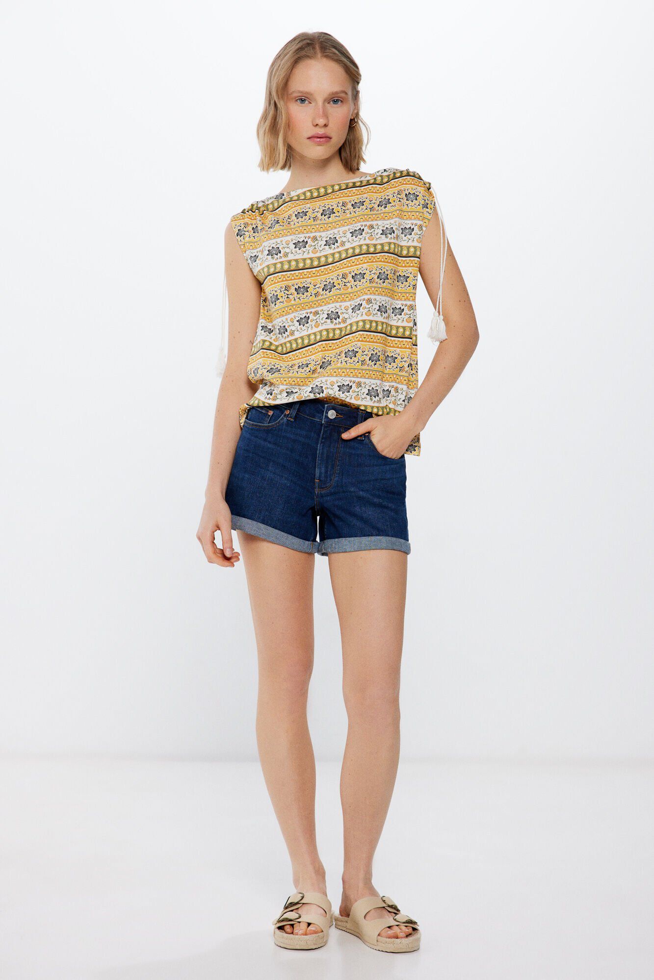 Springfield Playera estampada lazo hombros 