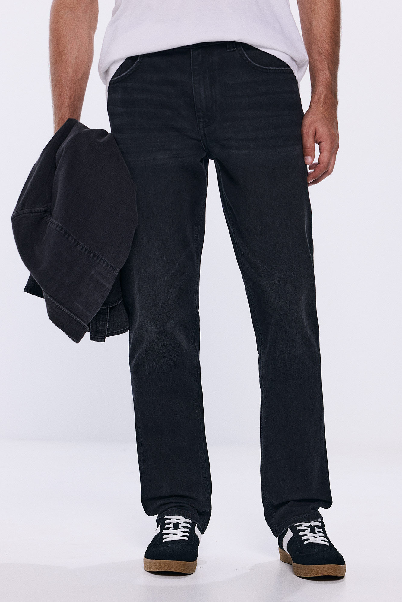 Springfield Vaquero regular fit negro