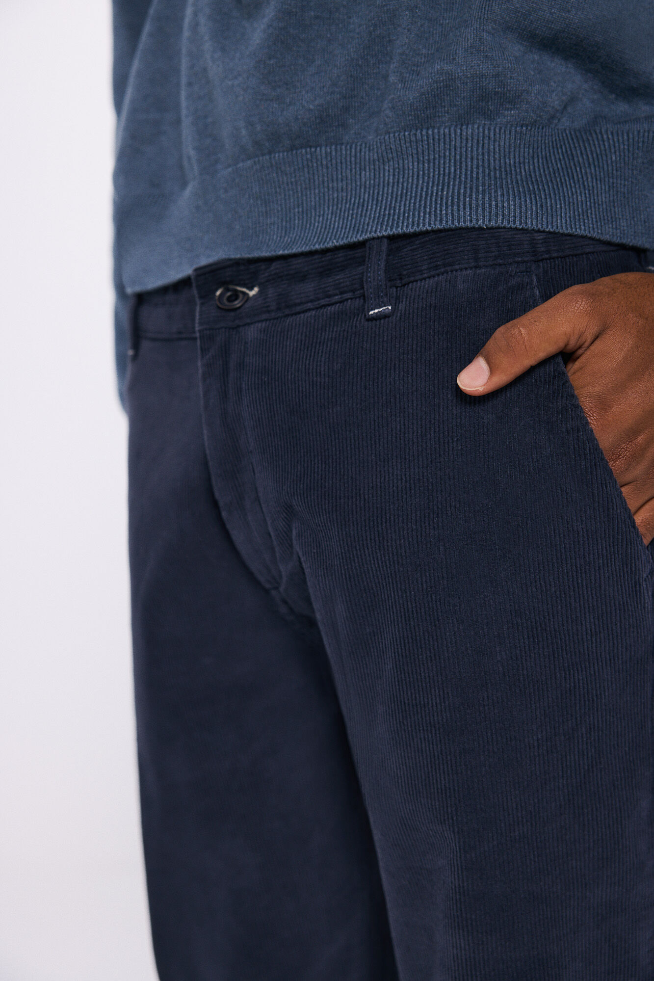 Springfield Pantal&oacute;n chino pana lavada comfort slim fit azul