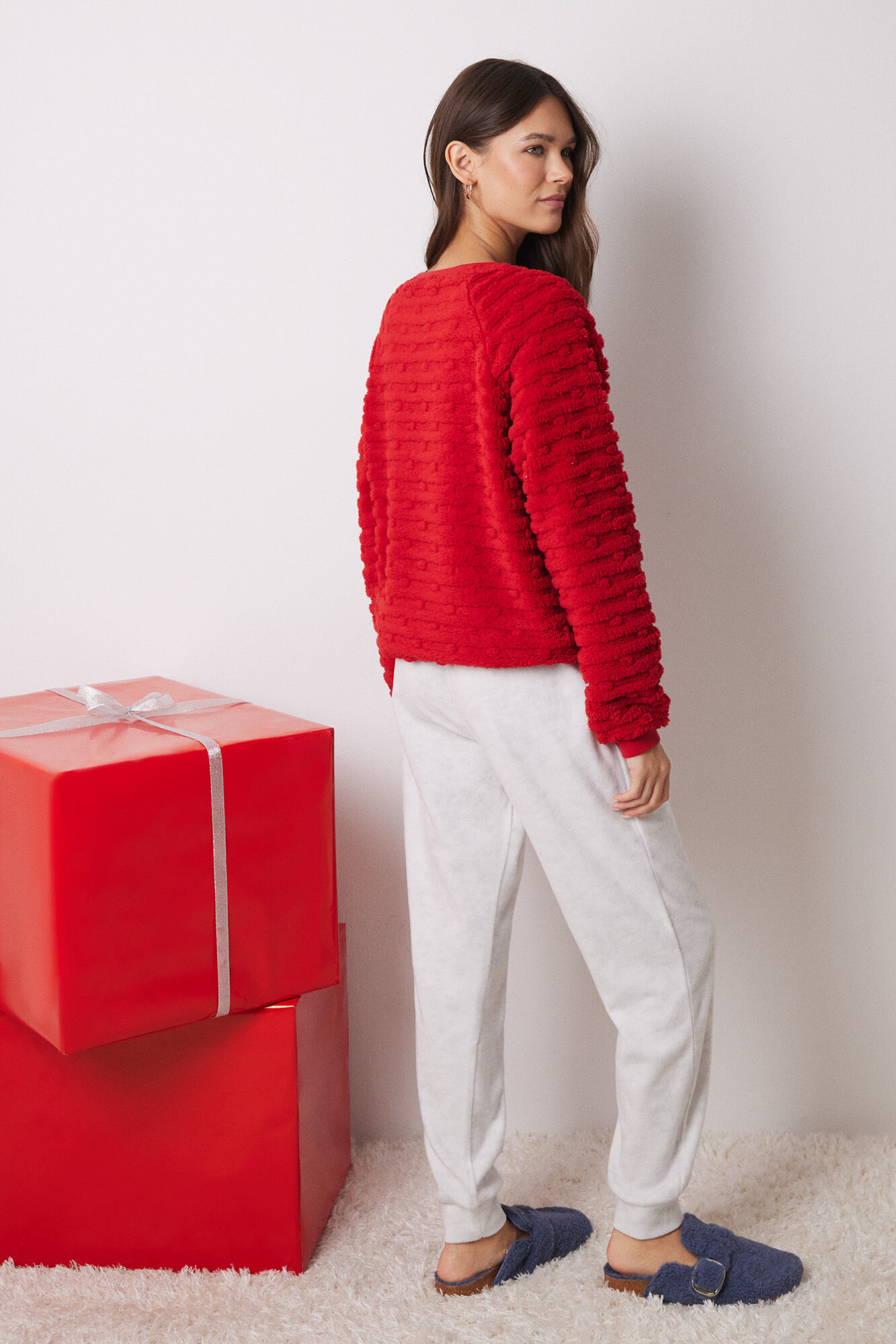 Women'secret Pijama larga pelo y polar fleece rojo
