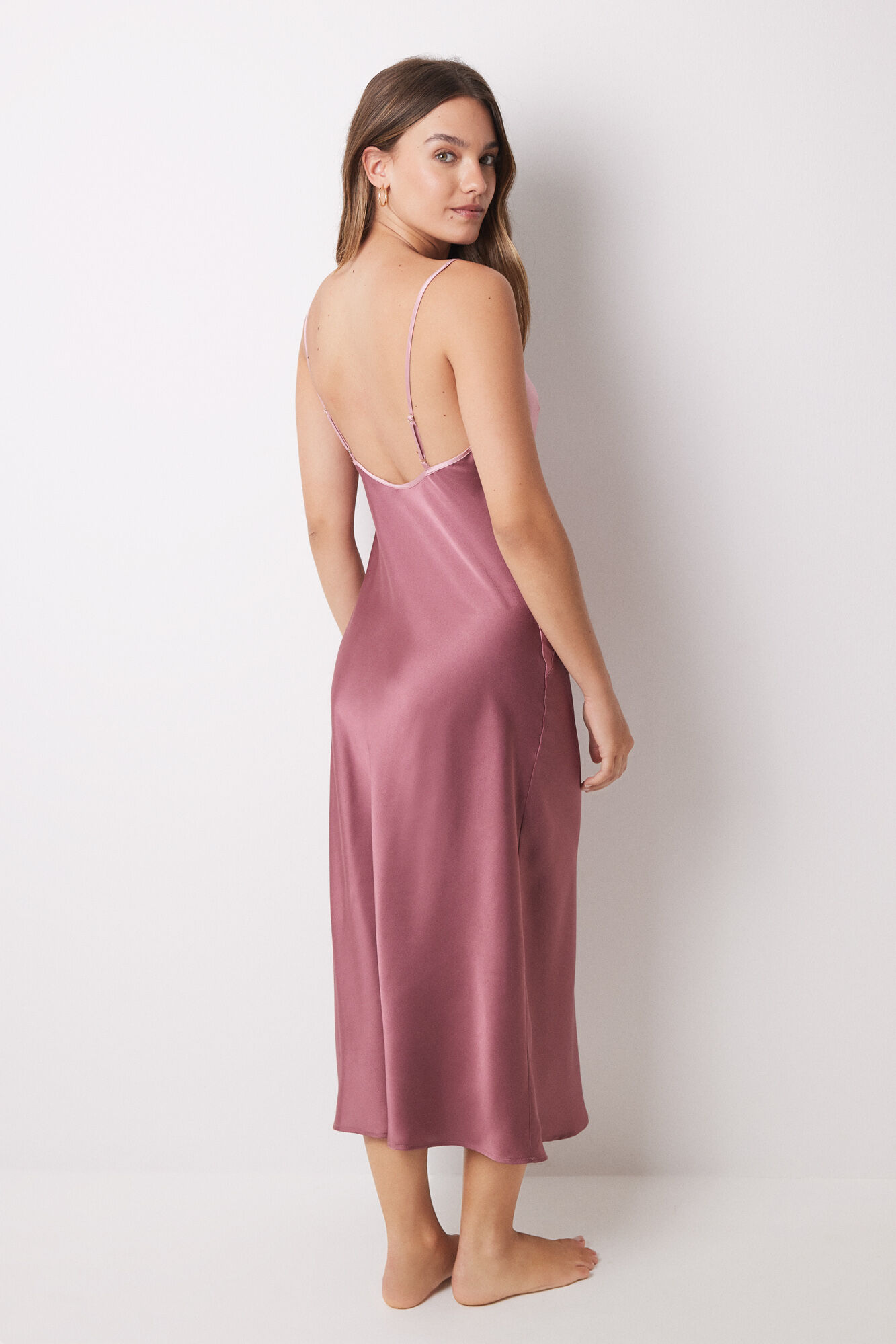 Women'secret Camis&oacute;n largo satinado tirantes rosa oscuro rosa