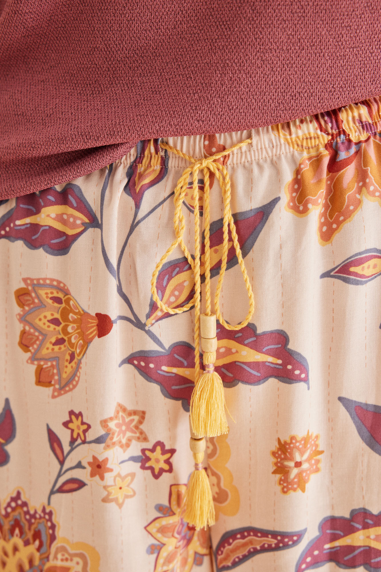 Women'secret Pantal&oacute;n corto viscosa estampado paisley