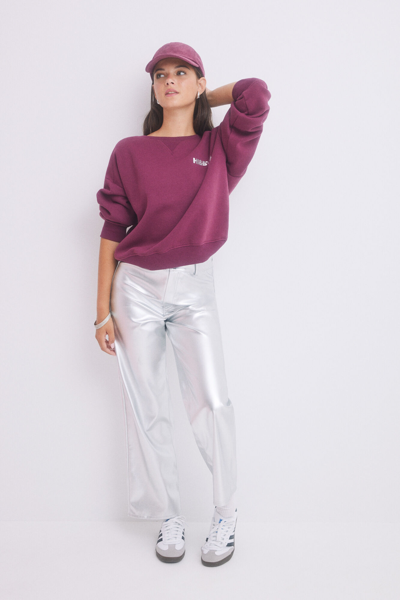 HI&BYE Sudadera felpa vino logo p&uacute;rpura