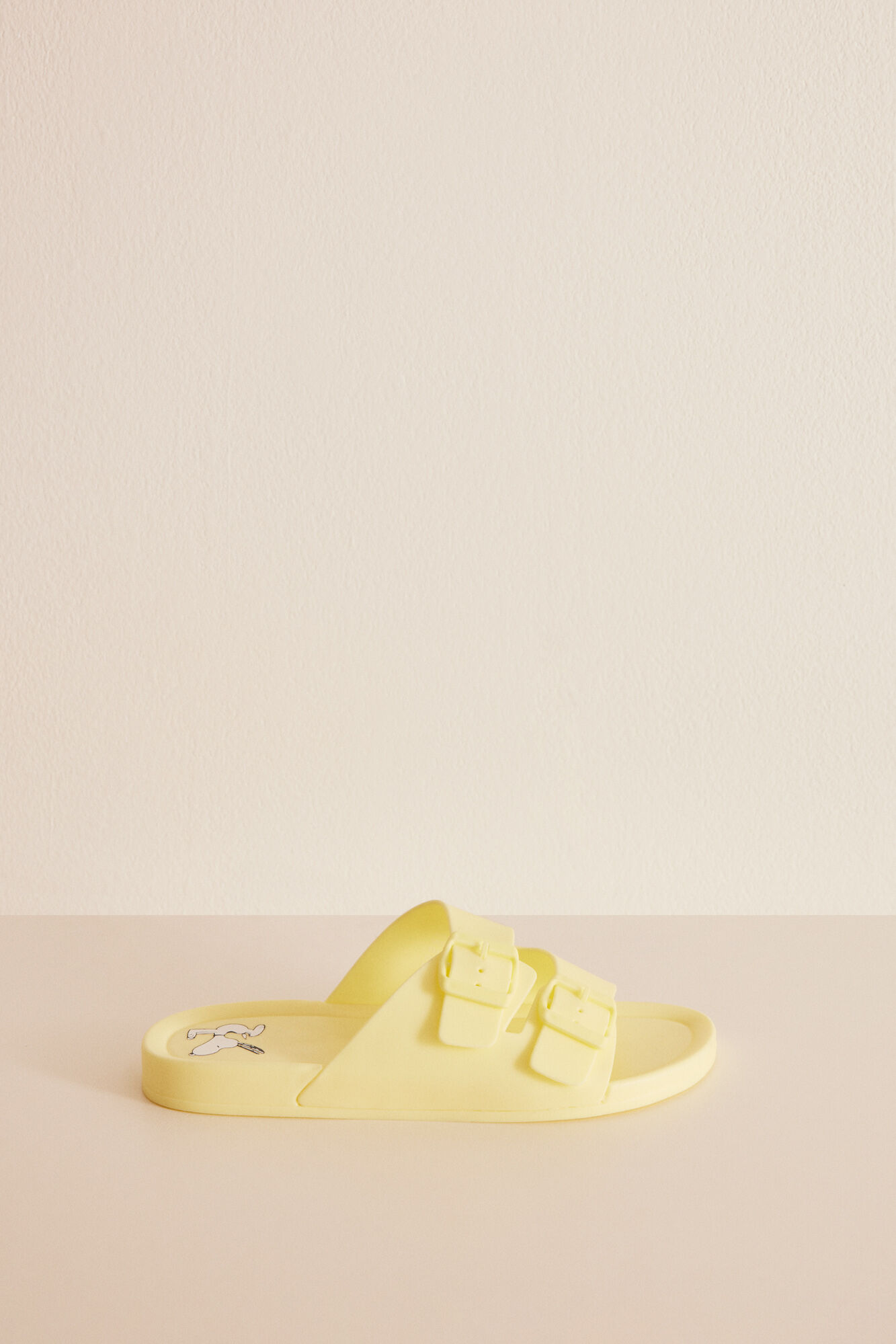 Women'secret Sandalias inyectadas amarillo Snoopy