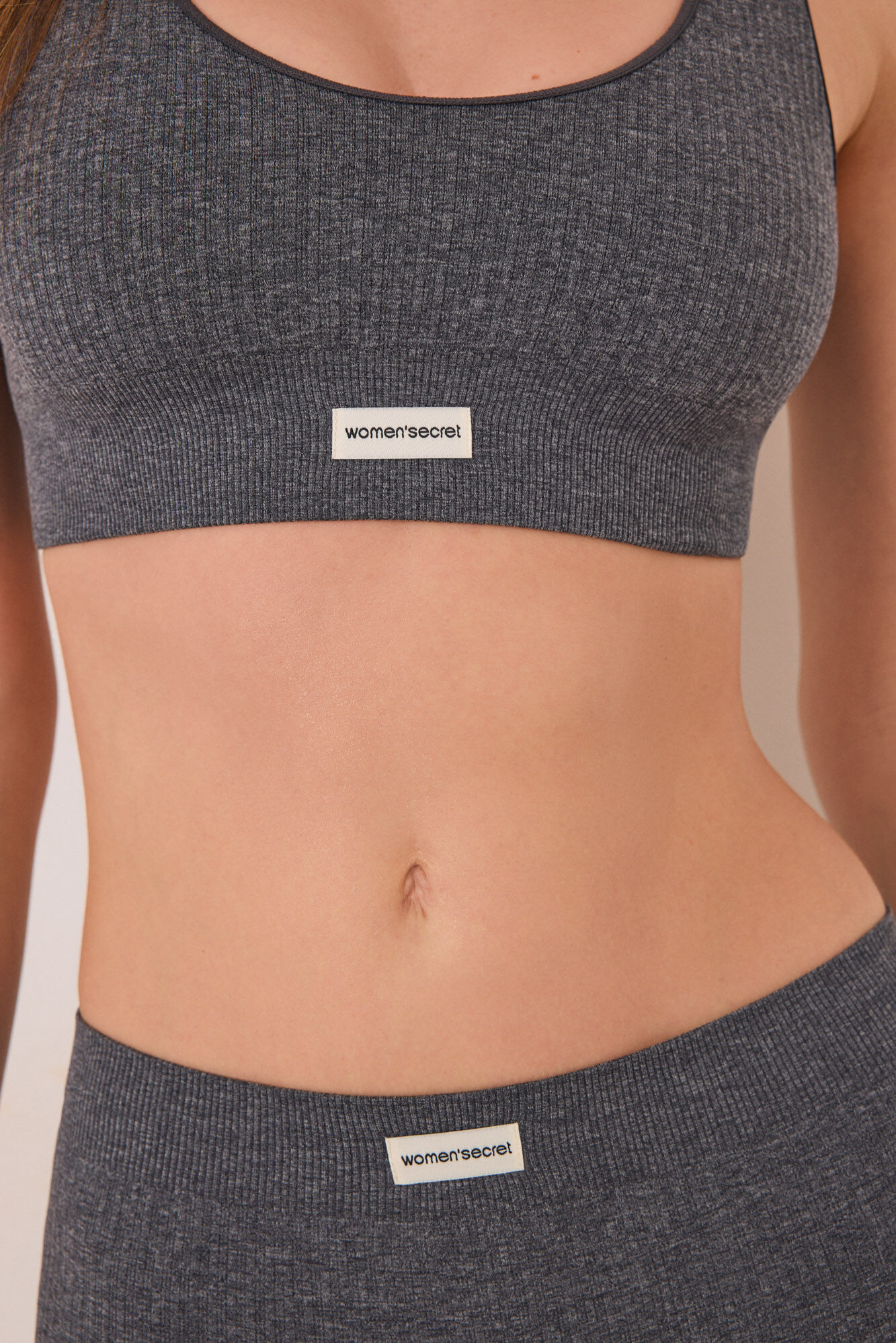 Women'secret Top de canal&eacute; gris sin costuras gris