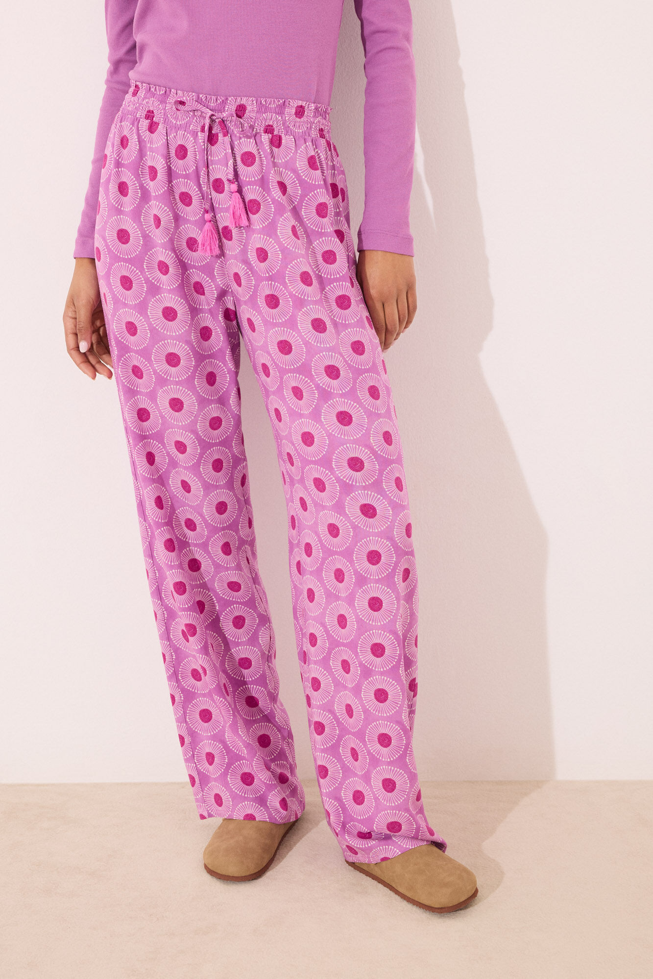 Women'secret Pantal&oacute;n largo de viscosa con estampado geom&eacute;trico estampado