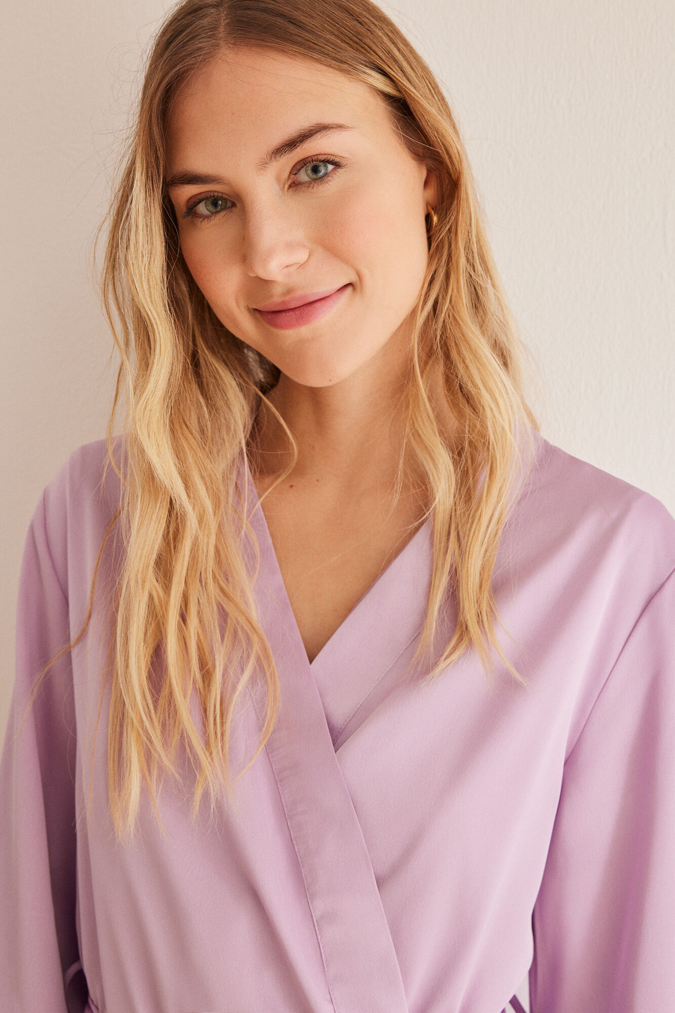 Women'secret Bata larga sat&iacute;n flecos lila morado/lila