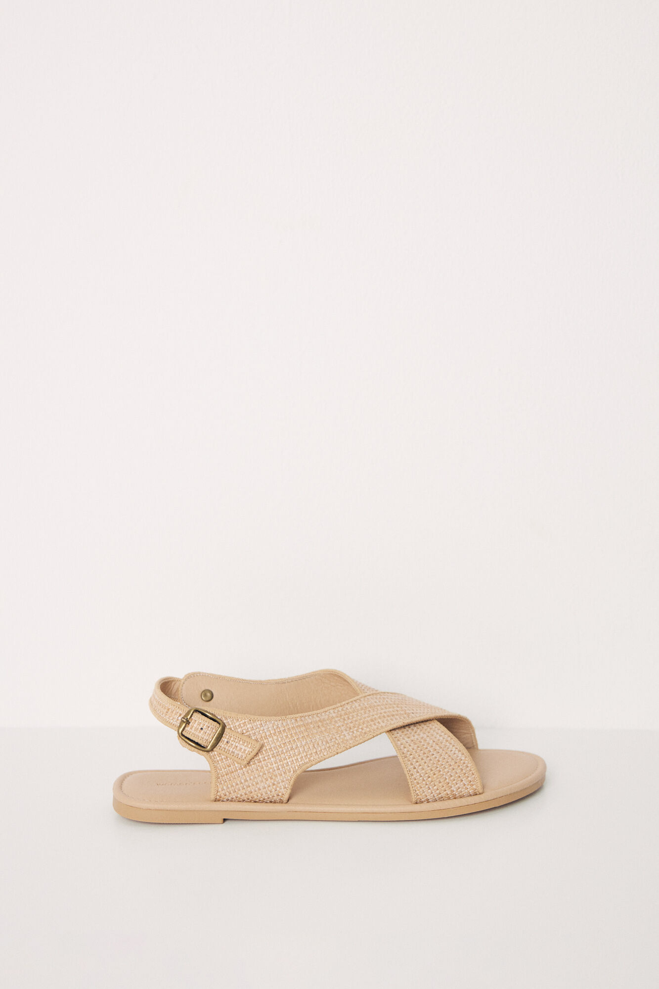 Women'secret Sandalias planas cruzadas arena
