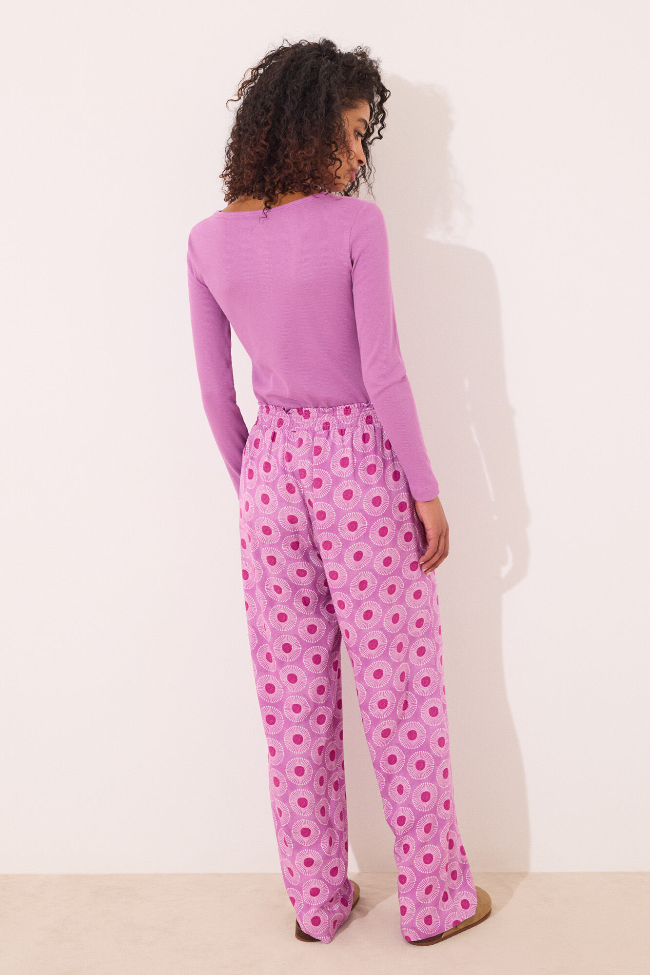 Women'secret Pantal&oacute;n largo de viscosa con estampado geom&eacute;trico estampado