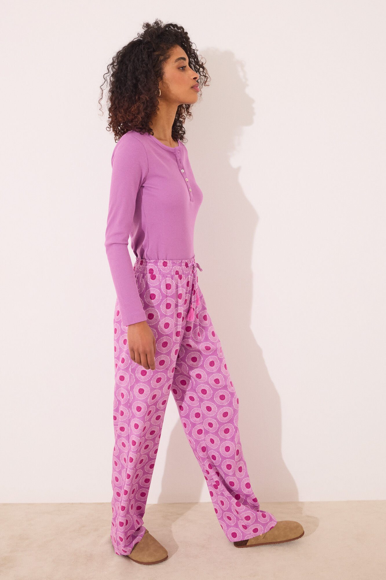 Women'secret Pantal&oacute;n largo de viscosa con estampado geom&eacute;trico estampado