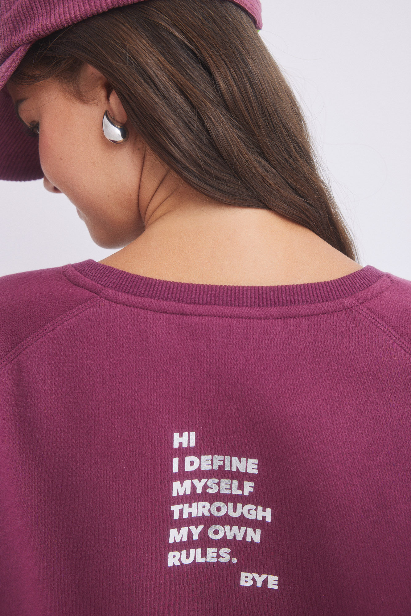 HI&BYE Sudadera felpa vino logo p&uacute;rpura