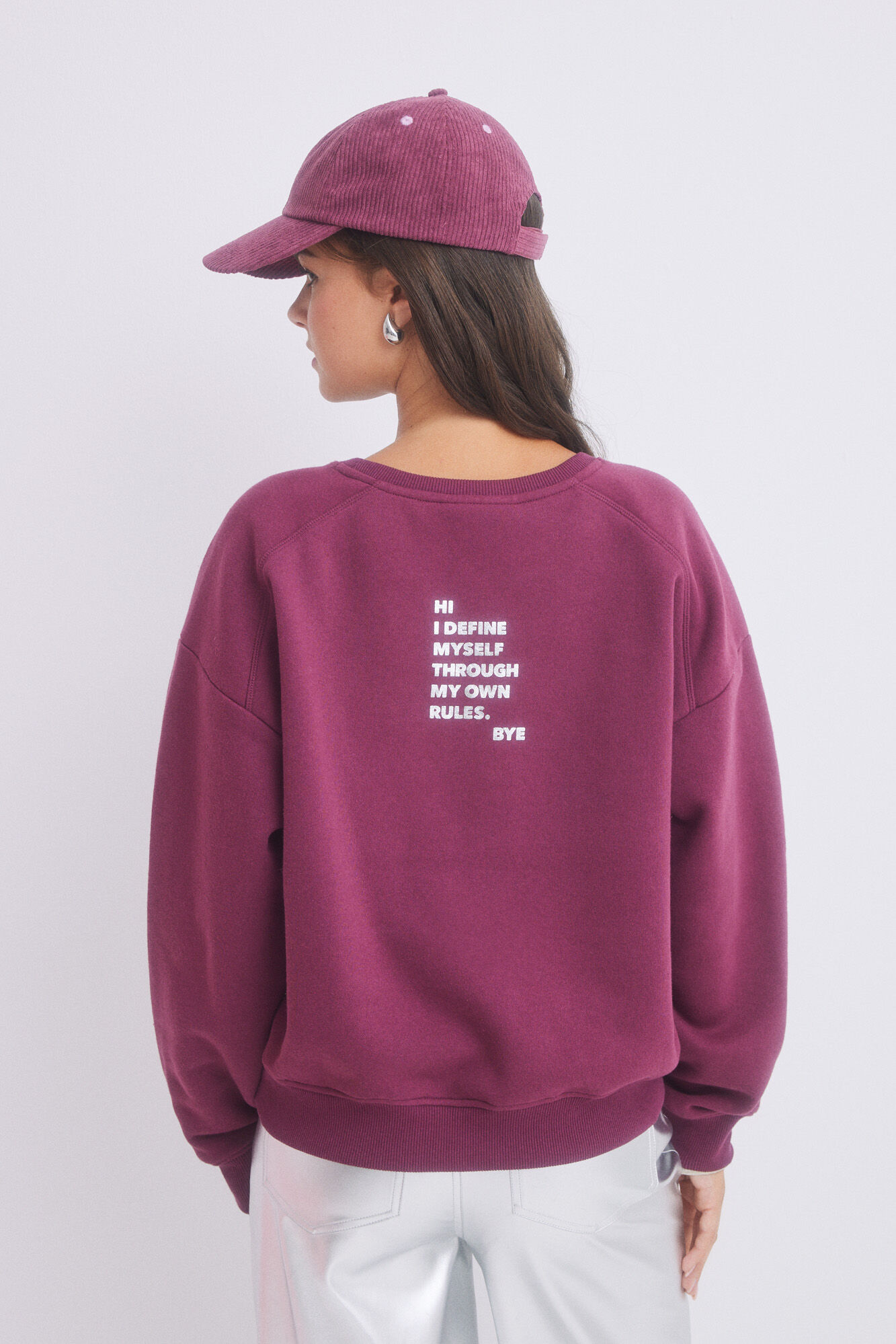 HI&BYE Sudadera felpa vino logo p&uacute;rpura