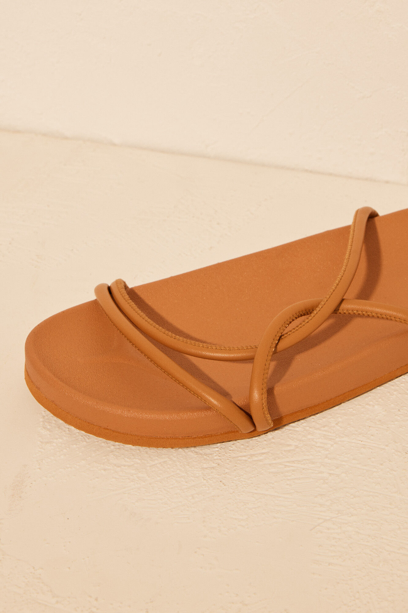 Women'secret Chanclas anat&oacute;micas efecto estra confort beige